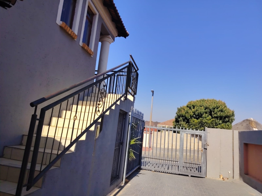 3 Bedroom Property for Sale in Tlhabane West North West